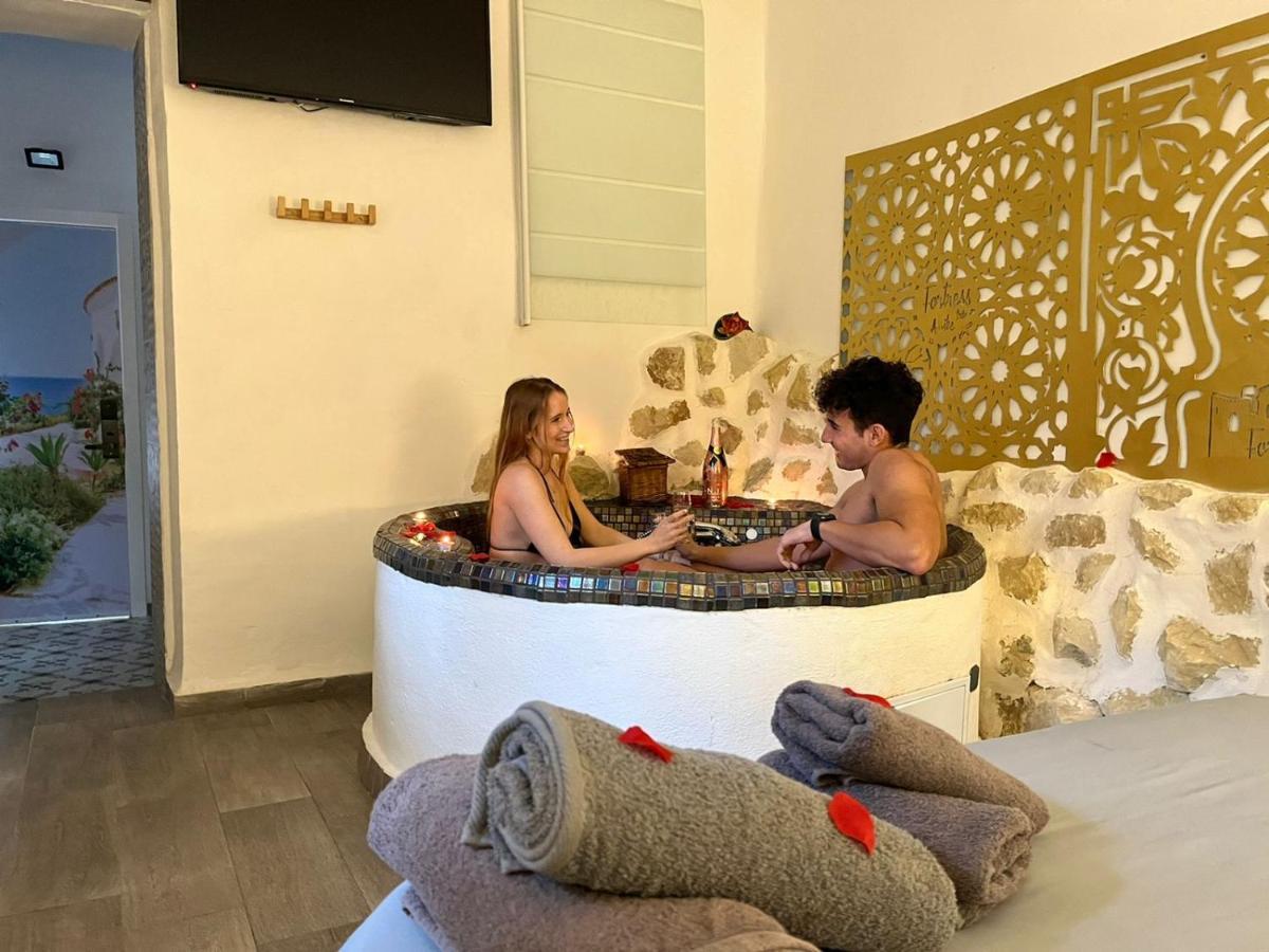 Fortress Jacuzzi Suites Xàtiva Exteriér fotografie