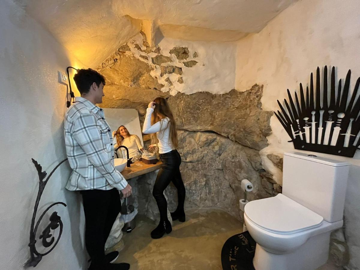 Fortress Jacuzzi Suites Xàtiva Exteriér fotografie